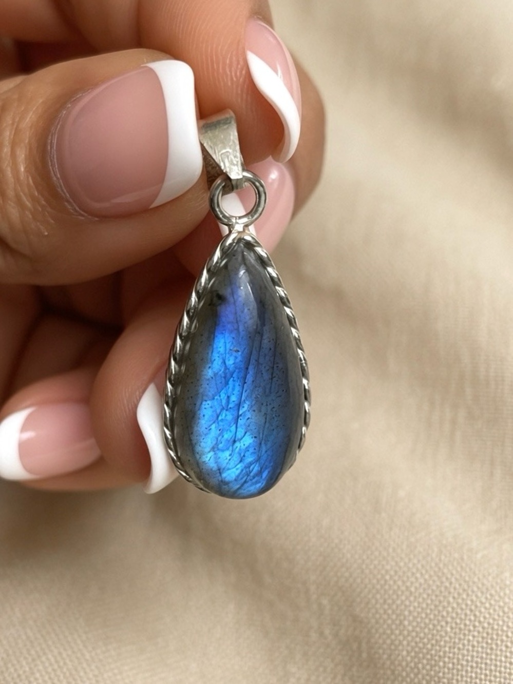 925 Sterling Silver Natural Labradorite Long Drop Pendant – BOHO